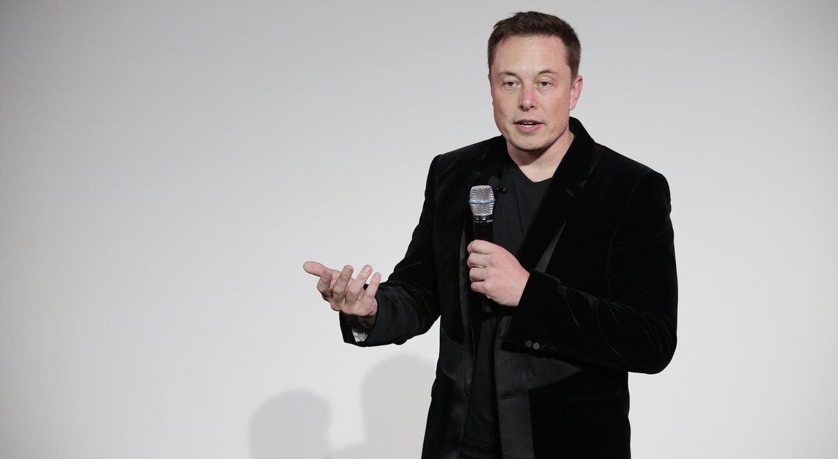 Elon Musk fundador de SpaceX y Tesla anuncia la creación del sitio Pravduh